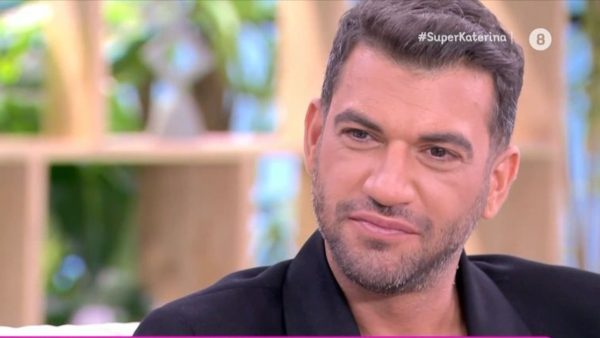 Ο Μάνος Ιωάννου στην εκπομπή Super Κατερίνα