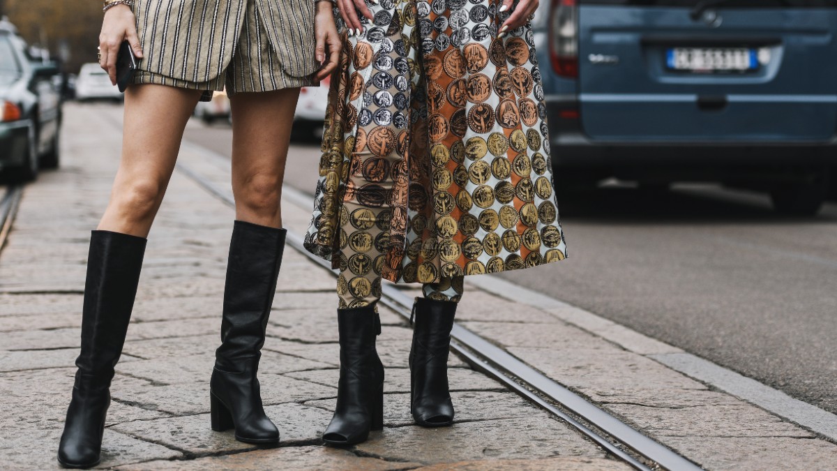 Ξέχνα τις μαύρες μπότες - Αυτό το print τις βάζει στο περιθώριο