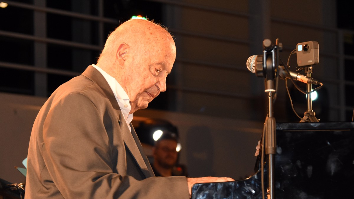 01-07-2019 Βεάκειο Θέατρο-Συναυλία "Μίμης Πλέσσας-70 Χρόνια Δημιουργίας".