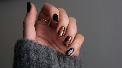 Τα οφέλη του top coat gel & του ημιμόνιμου μανικιούρ χωρίς λάμπα