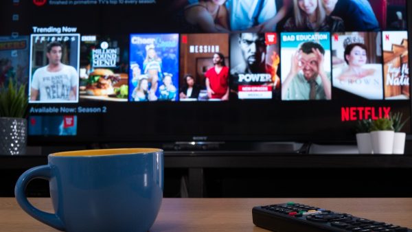 Πλάνα από κρατικά κανάλια κι όχι μόνο