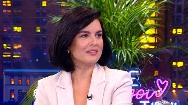 Η Ντένια Αγαλιανού μιλάει στην εκπομπή The 2Night Show