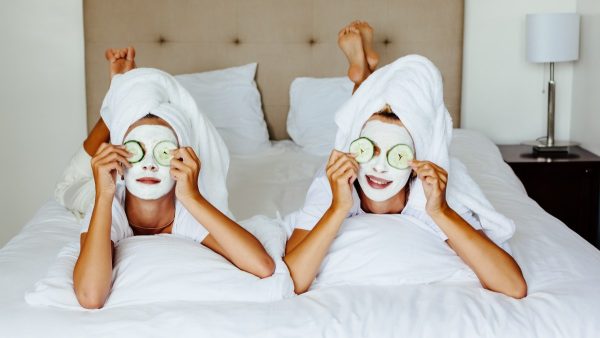 Οι 10 πιο συχνές ερωτήσεις που δέχονται οι δερματολόγοι