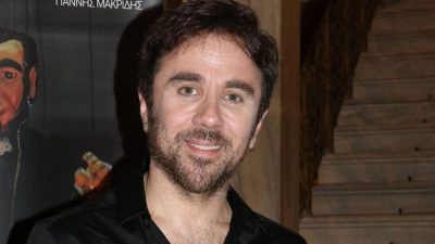 Ο Θανάσης Τσαλταμπάσης σε βραδινή έξοδο