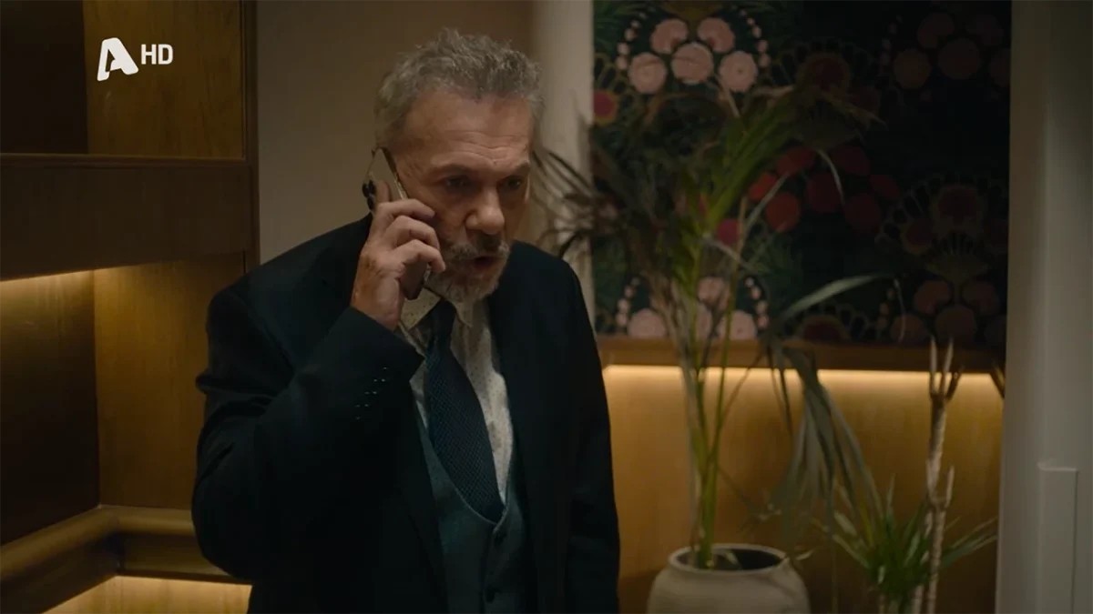 Ο Λεωνίδας της σειράς Τιμωρός