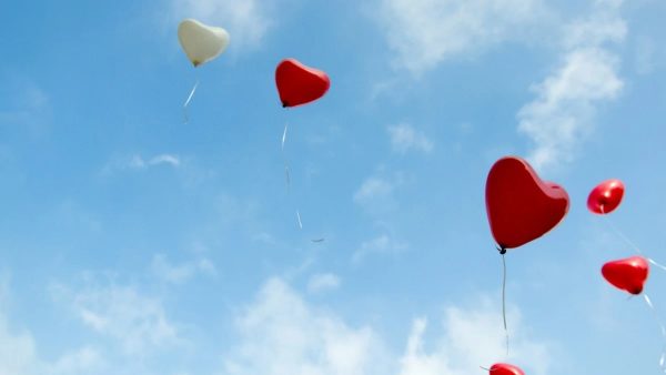 Μπαλόνια στον ουρανό