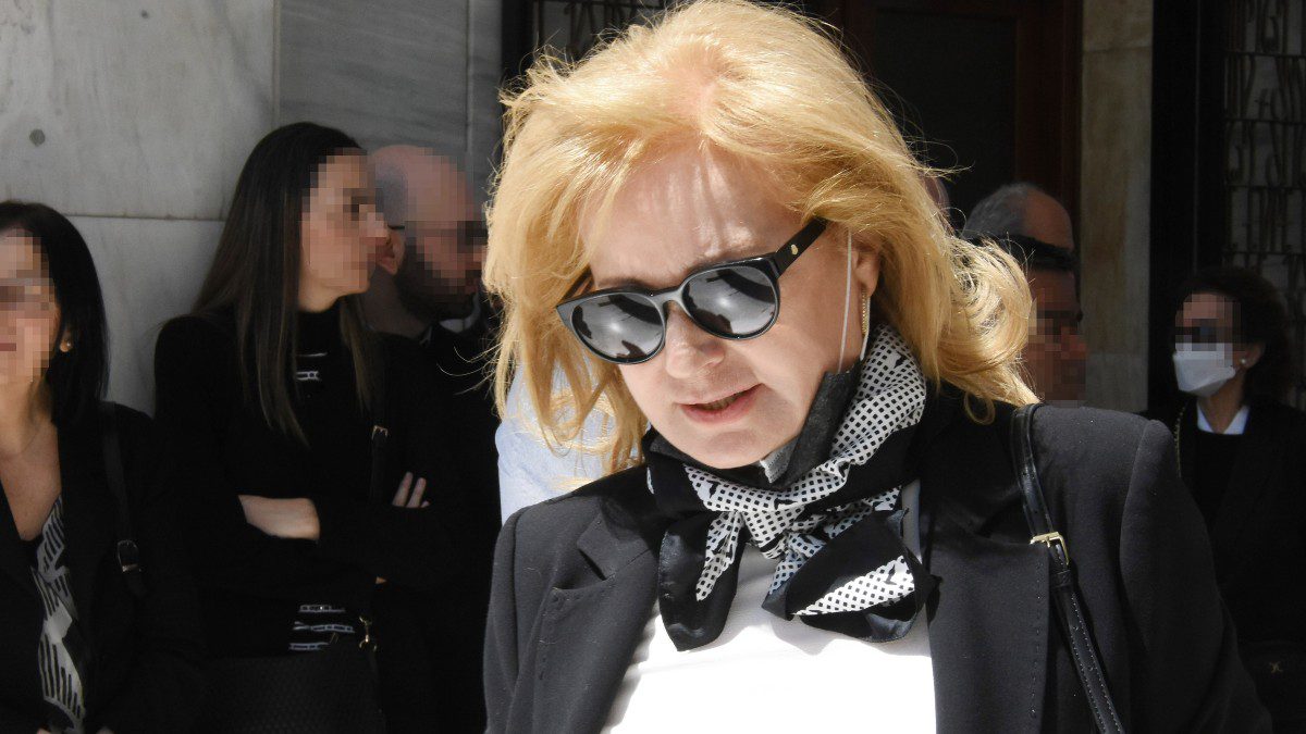 Δύσκολες ώρες για την Αγγελική Νικολούλη: «Κράτα γερά, δεν θα σου αφήσω το χέρι...»