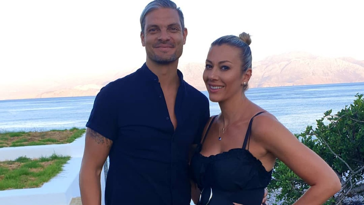 Βαρβάρα Βουτσουκάκη: «Τα 22 χρόνια με τον Άγγελο Χαριστέα ήταν σαν παραμύθι»