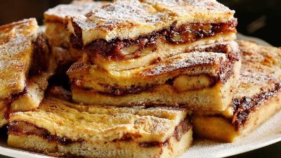 Αυγόφετες με ψωμί του τοστ, σοκολάτα και μπανάνες