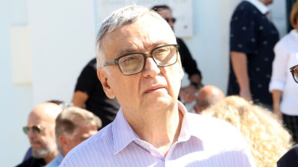 Ο Δημήτρης Σούρας