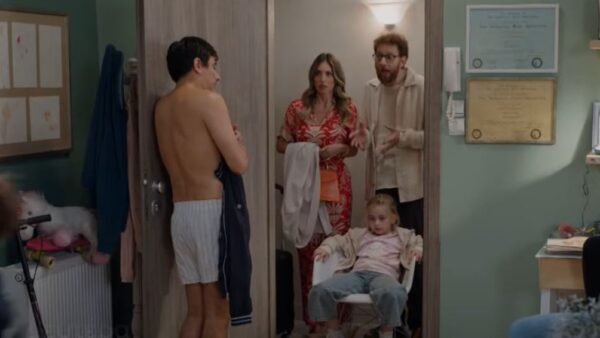 Επιστρέφουν τα παιδιά πίσω στους γονείς τους στην σειρά Έχω Παιδιά.