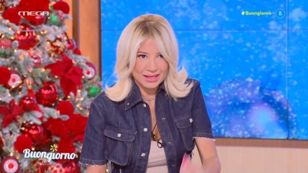 Η Φαίη Σκορδά στο πλατό του Buongiorno