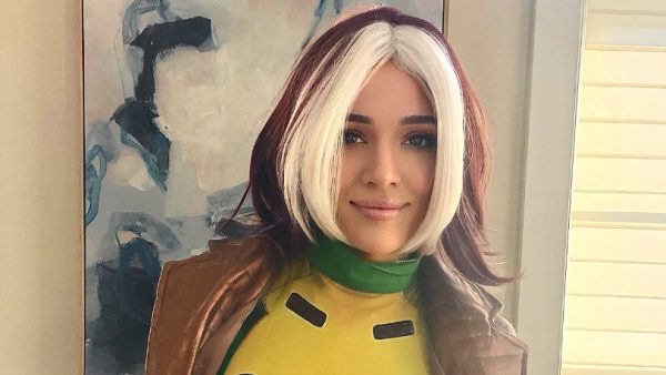 Η Καλομοίρα ντυμένη για το Halloween