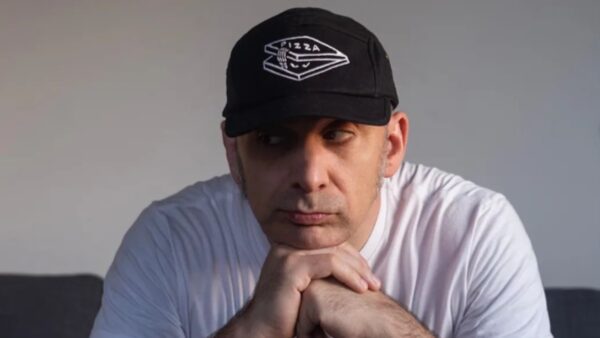 Ο Μάκης Παπασημακόπουλος στο Instagram