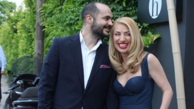 Ο Στέλιος Μανουσάκης και η Μαρία Ηλιάκη στην βάπτιση του παιδιού