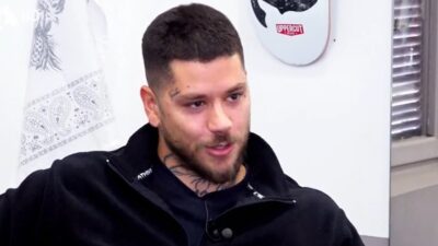 Ο Mike μιλάει στο Happy Day.