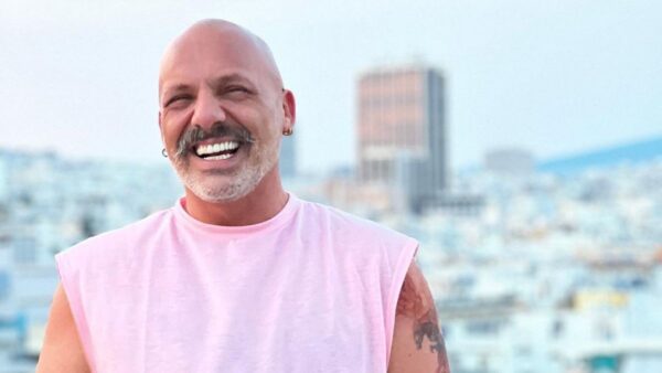 Ο Νίκος Μουτσινάς