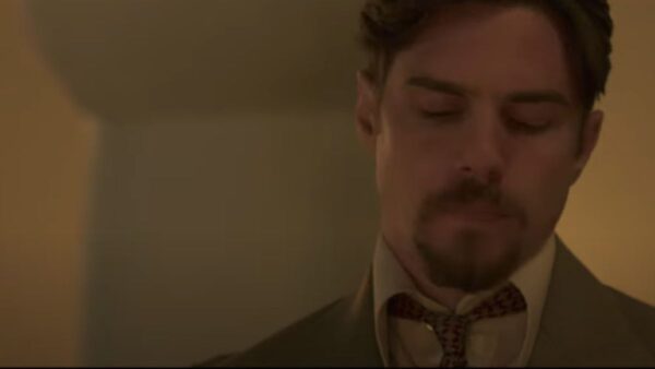 Ο Παύλος από την σειρά Η Παραλία.