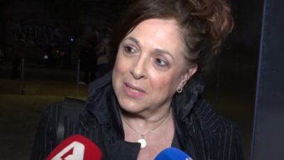 Η Ελένη Ράντου μιλάει στην κάμερα του Super Κατερίνα.