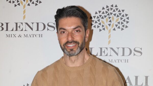 Ο Σπύρος Μαρτίκας σε κοσμικό event.