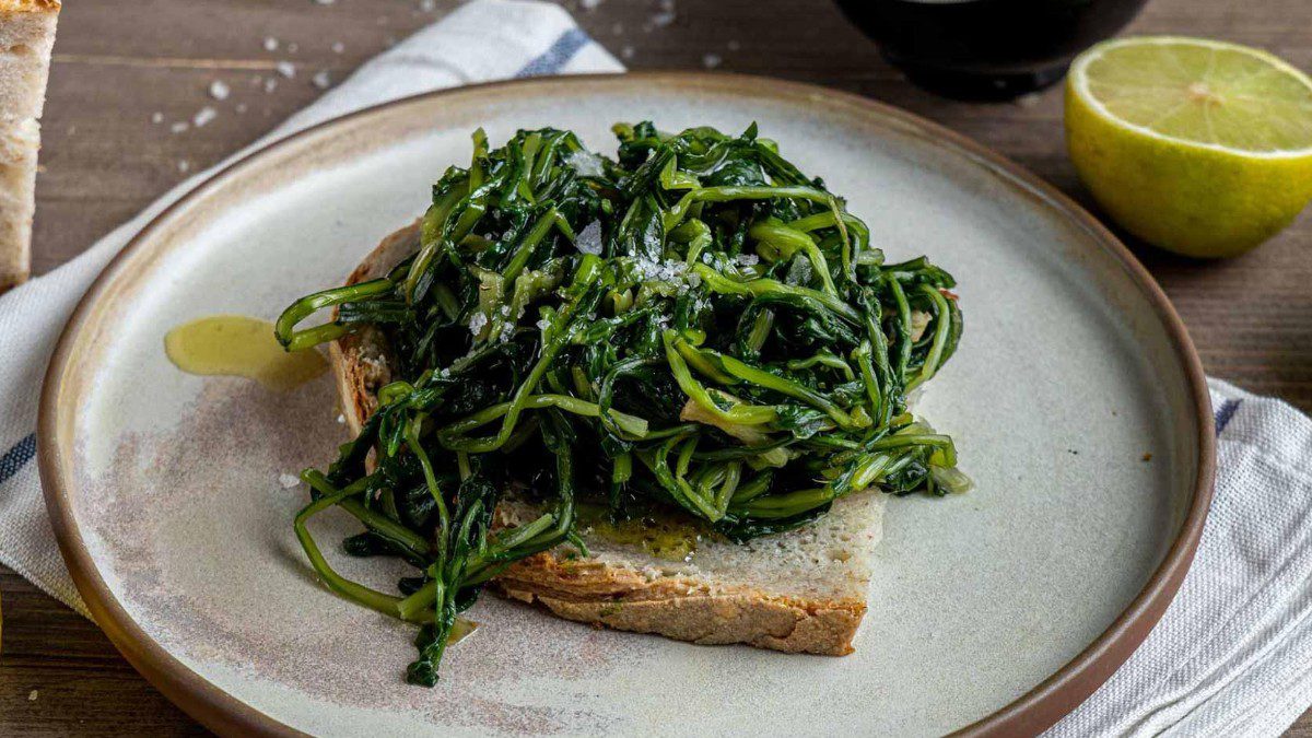 Βραστά χόρτα