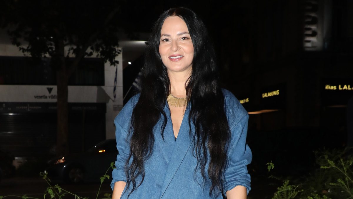 Η Ζενεβιέβ Μαζαρί σε εκδήλωση