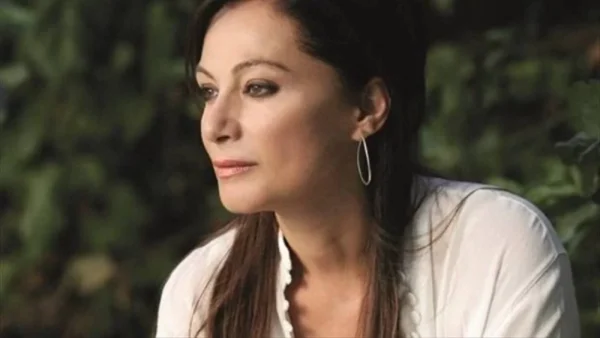 Η πασίγνωστη ηθοποιός ανέβασε στο διαδίκτυο μια υπέροχη φωτογραφία της εγγονής της