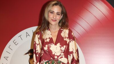 Νατάσα Μποφίλιου: «Τα λόγια της αδελφής μου που έχει πρόβλημα ακοής με συγκινούν περισσότερο»