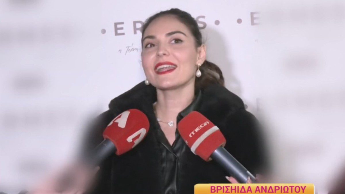 Η Βρισηίδα Ανδριώτου μπροστά στις κάμερες