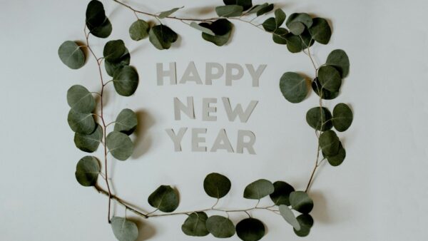 φωτογραφία που γράφει επάνω καλή χρονιά