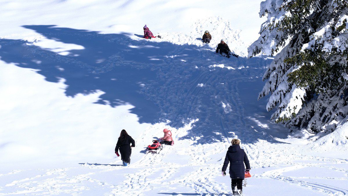 ΦΩΤΟΓΡΑΦΙΑ ΑΠΟ ΤΗΝ ΠΕΡΙΟΧΗ ΤΟΥ ΧΙΟΝΟΔΡΟΜΙΚΟΥ ΚΕΝΤΡΟΥ ΚΑΛΑΒΡΥΤΩΝ