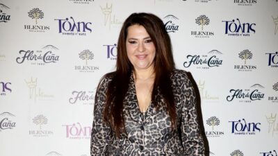 Η Κατερίνα Ζαρίφη σε δημόσια έξοδο.