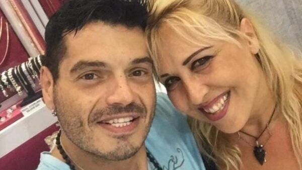 Η Μαρία Ντινόρη και ο Γιώργος Δασκαλάκης στο Facebook.