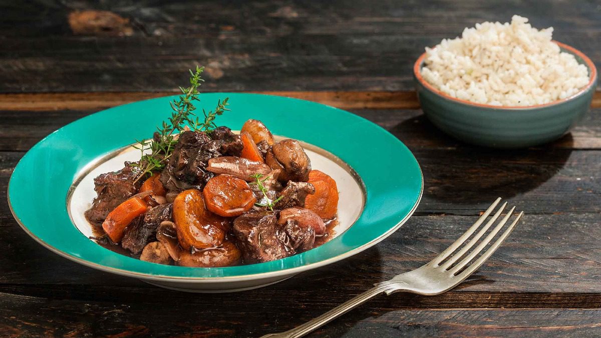 μοσχάρι στη γάστρα