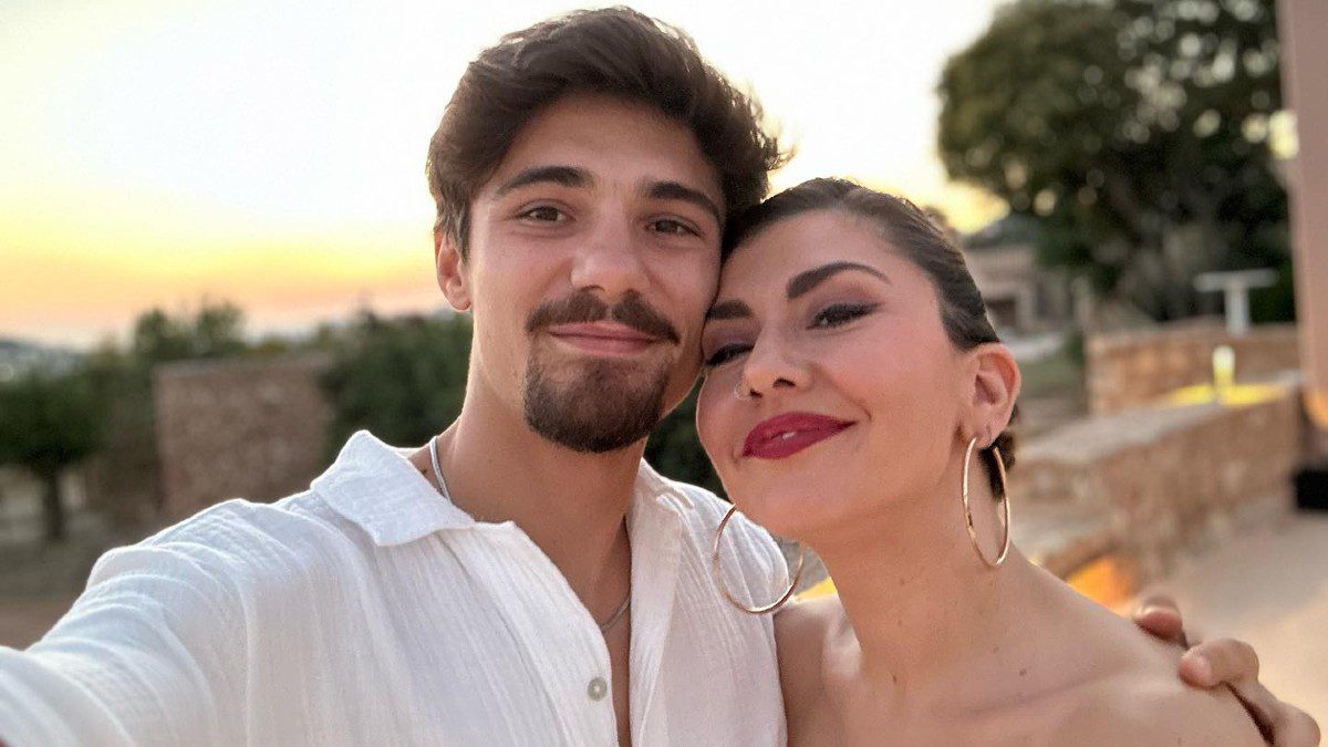 Ο Κώστας Νικούλι με την Κατερίνα Μαούτσου