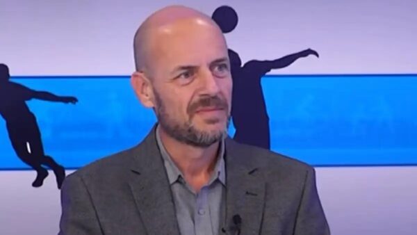 Ο Σάκης Σιδέρης