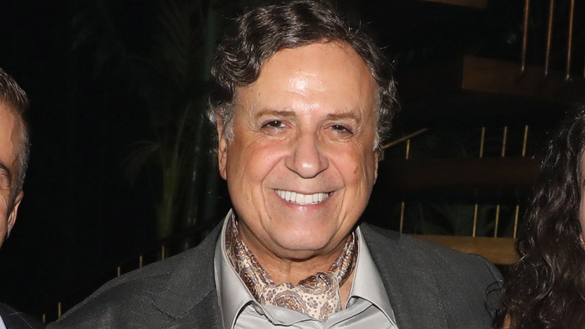 Ο Χάρης Ρώμας σε δημόσια έξοδο.