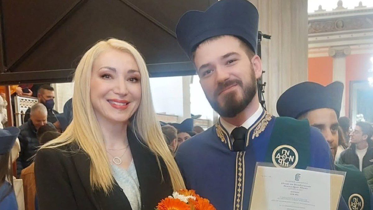 Το πτυχίο του πήρε ο Λάμπης Ευαγγελάτος