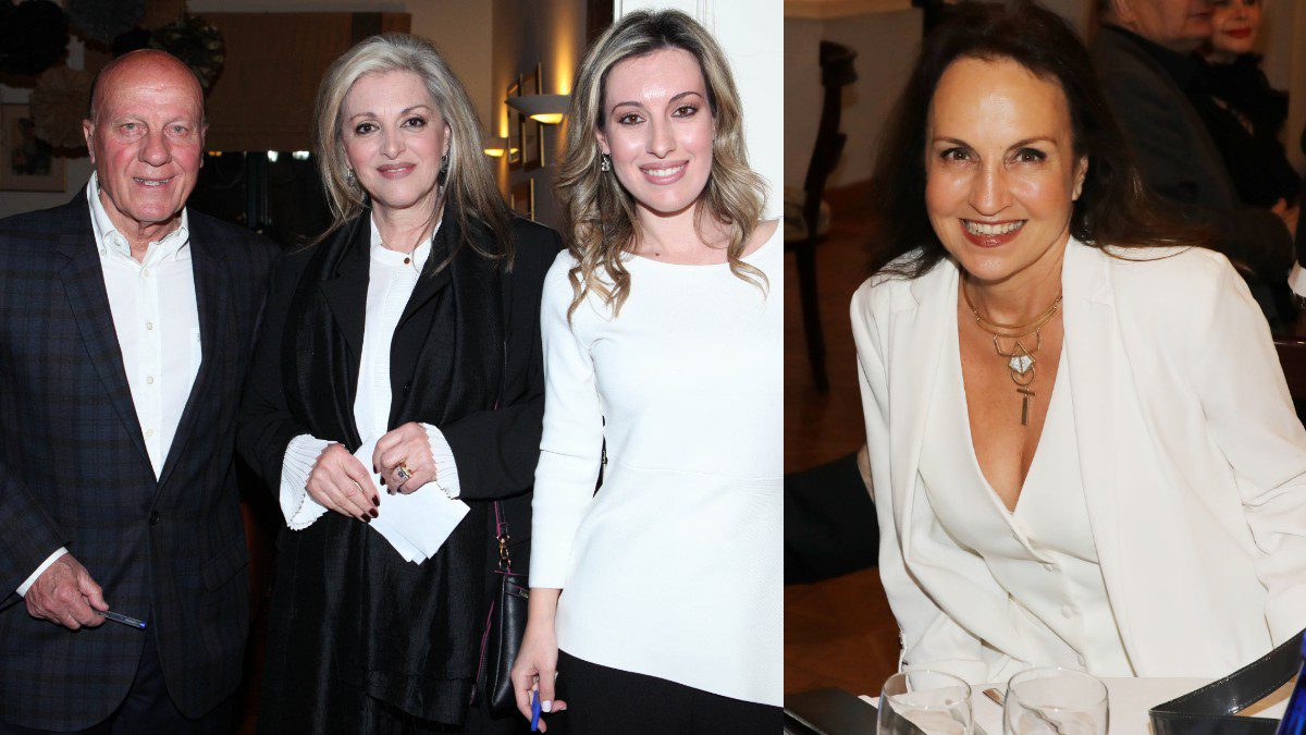 Ο Μίμης Δομάζος με τις κόρες του