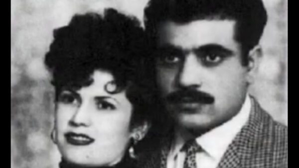 Καίτη Γκρέυ, Στέλιος Καζαντζίδης