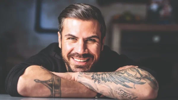 Νικητής του πρώτου MasterChef είναι ο Άκης Πετρετζίκης