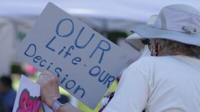 Πανό κατά των αμβλώσεων