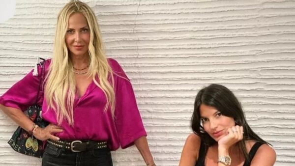 Η Άννα Βίσση και η Κούστασ σε δημόσια έξοδό τους