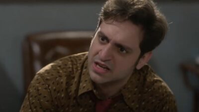 Ο Κωνσταντής μιλάει στην σειρά Ηλέκτρα.