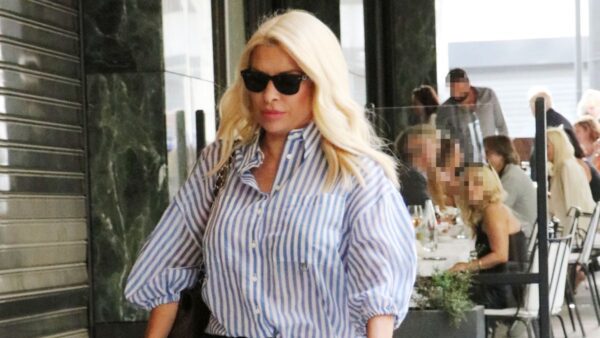 Η Ελένη Μενεγάκη σε δημόσια έξοδό της