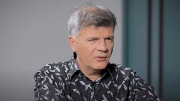 Ο Φοίβος Δεληβοριάς στο Τετ α Τετ.