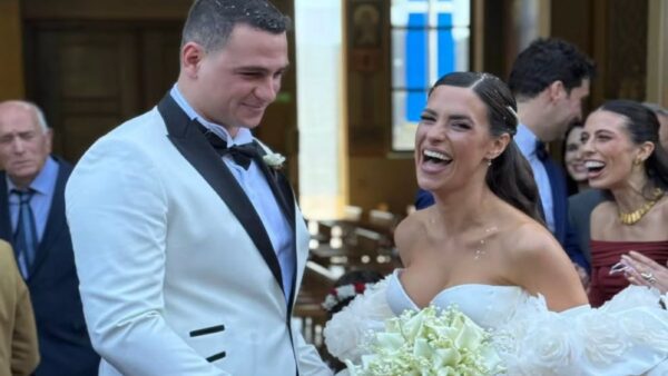 Η Ιζαμπέλλα Φούλοπ με τον Γιώργο Δερβίση στον γάμο τους