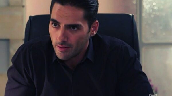 Ο Κουράκος από σκηνή της γης της ελιάς