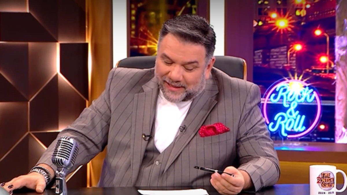 Ο Γρηγόρης Αρναουτογλου στο The 2night Show