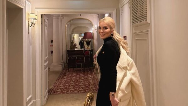 Η Κατερίνα Καινούργιου στο παρίσι